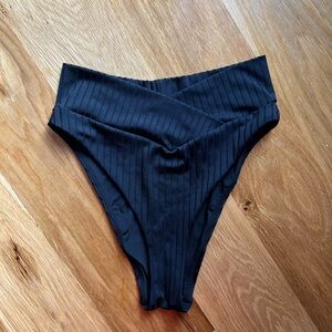 AERIE Ribbed High Waisted High Cut Cheeky Bikini bottom Black M